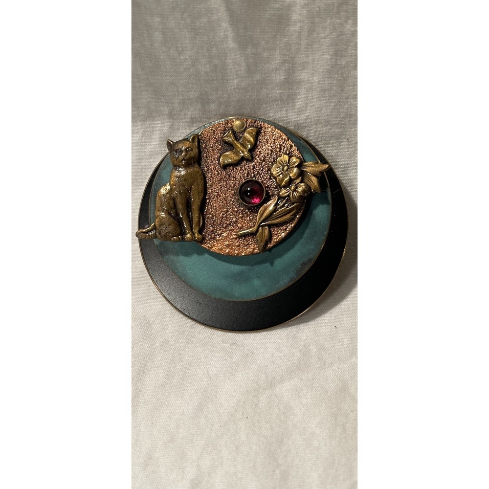 Vintage Unique‎ Metal/Glass Cat Cabochon Brooch/Pin 2" Round ~Very Nice~